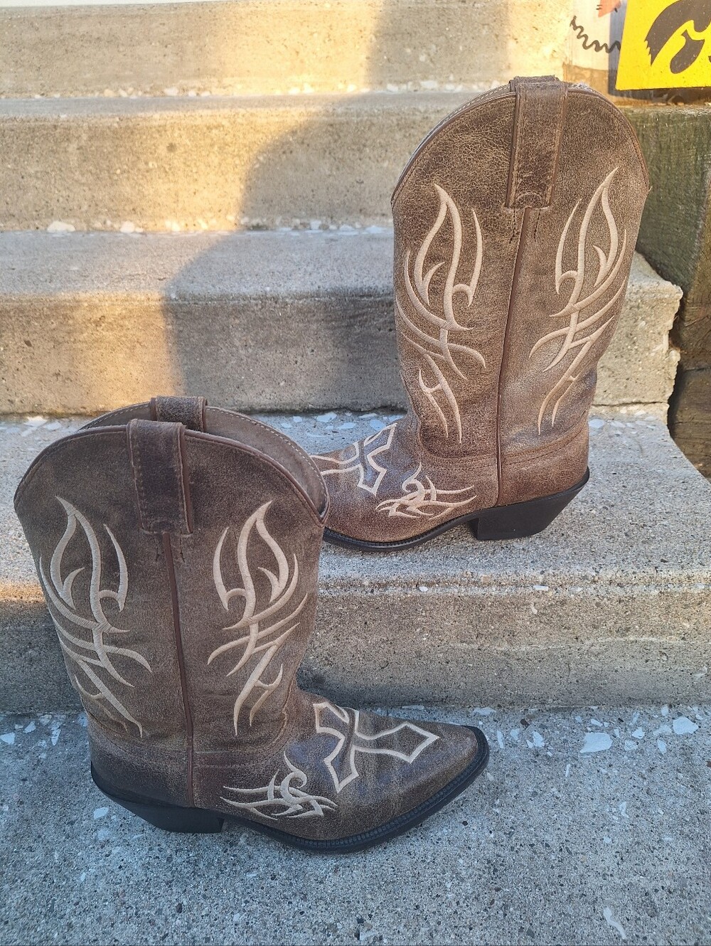 Justin Bent Rail cross western boots women’s leather embroidered cowboy boots 8